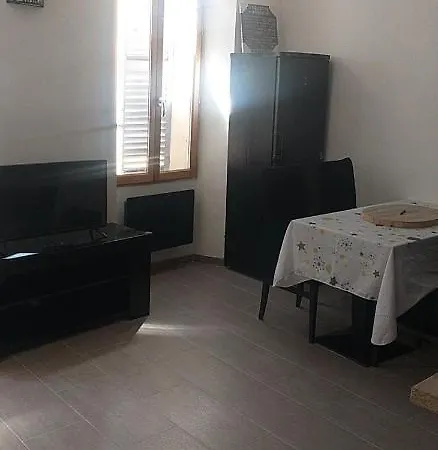 Apartment Studio Centre Hyeres